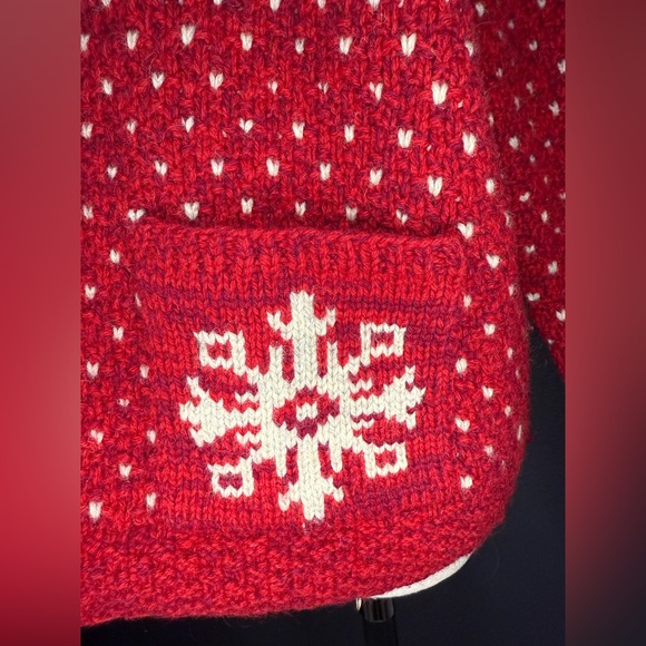 ❄️Vintage Limited Handknit Wool Sweater
Size: Large❄️ - Picture 5 of 16